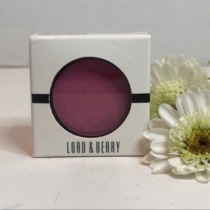 Lord and Berry Seta eyeshadow